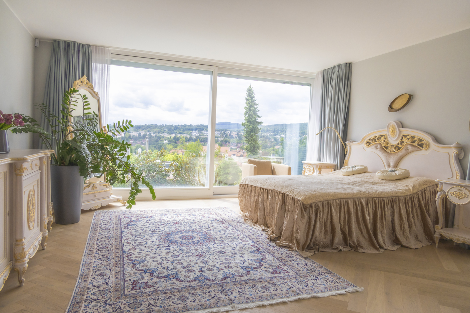 Exklusive Luxusvilla in Hietzing mit Pool, Sauna und privatem Lift – Wohnen auf höchstem Niveau
